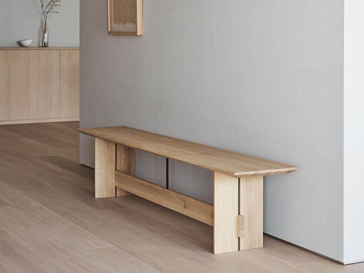 Banc bas et long