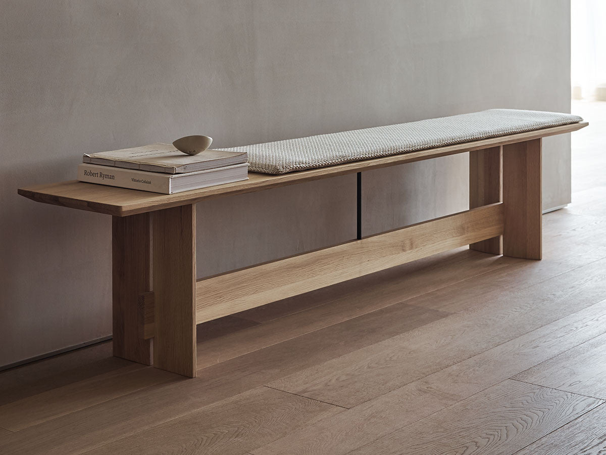 Banc bas et long