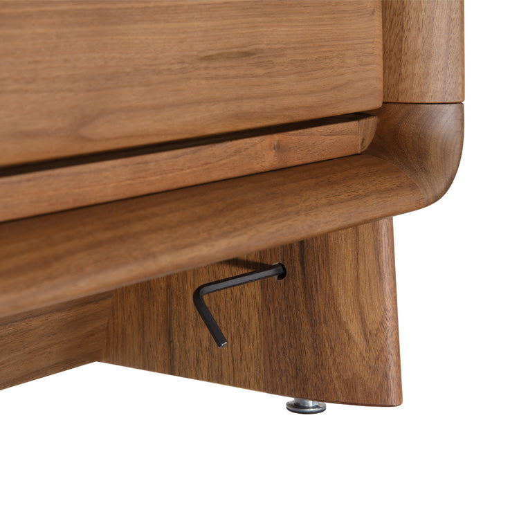 Slender Substantial - Cabinet Noyer L67cm x P36cm x H149cm